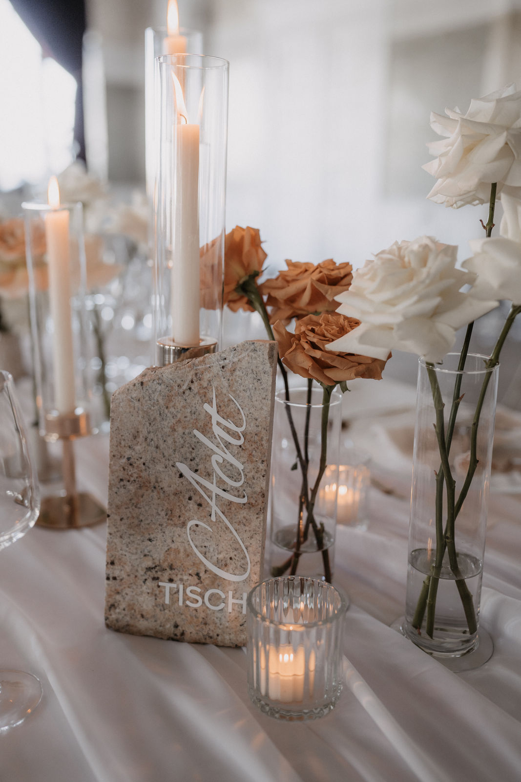 Tischdeko-Set ELEGANT NUDE in Weiss-Beige-Braun mieten in Frankfurt für Hochzeit & Gala Dinner